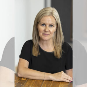 Kelly Warburton